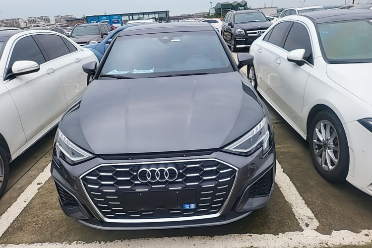 Audi A3 2024 immagine di auto #3