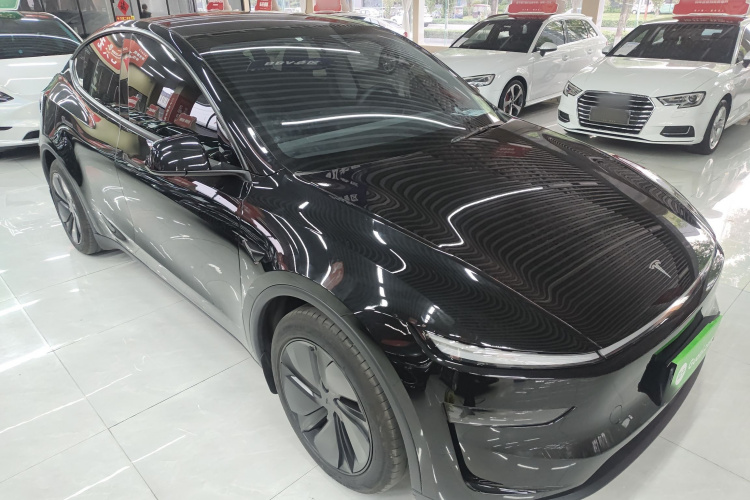 Tesla Model Y 2025 #5 Tesla Model Y 2025 image de voiture #5
