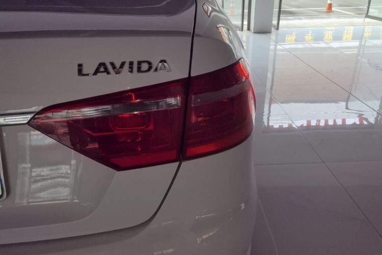 Volkswagen Lavida 2017 #8 Volkswagen Lavida 2017 car image #8