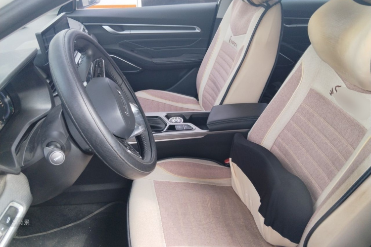 GEELY Emgrand 2023 car image #17