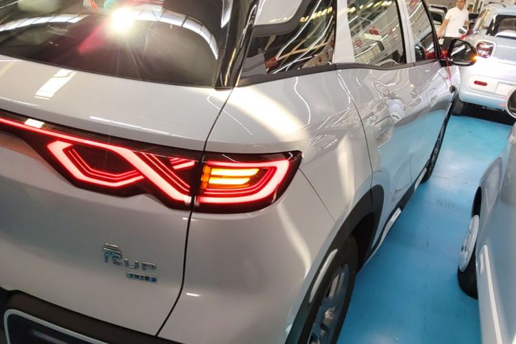 BYD YuanUP 2026 car image #8