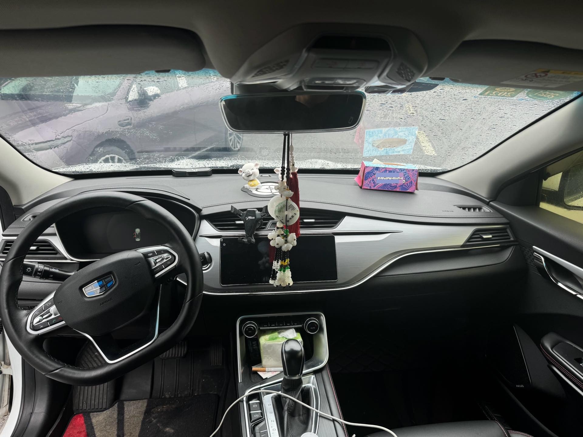 GEELY Binray 2019 image de voiture #4