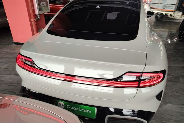 MI SU7 2024 car image #6