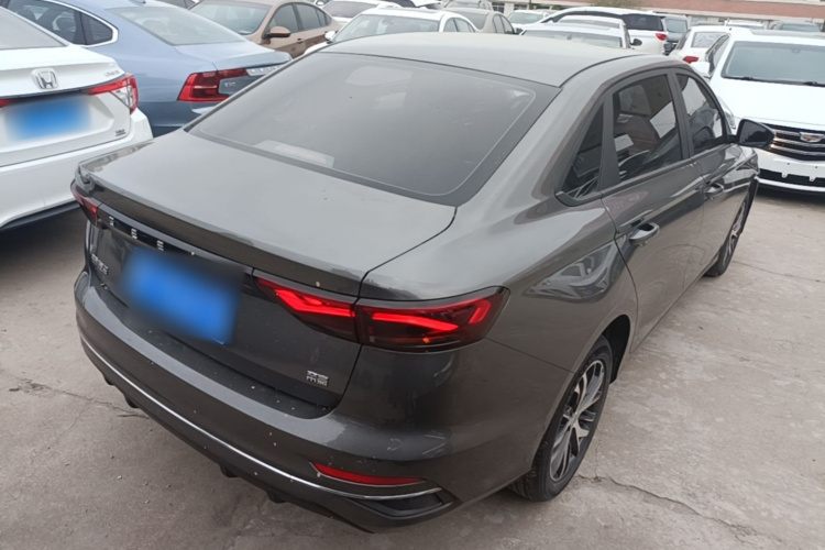 2023 car image #7