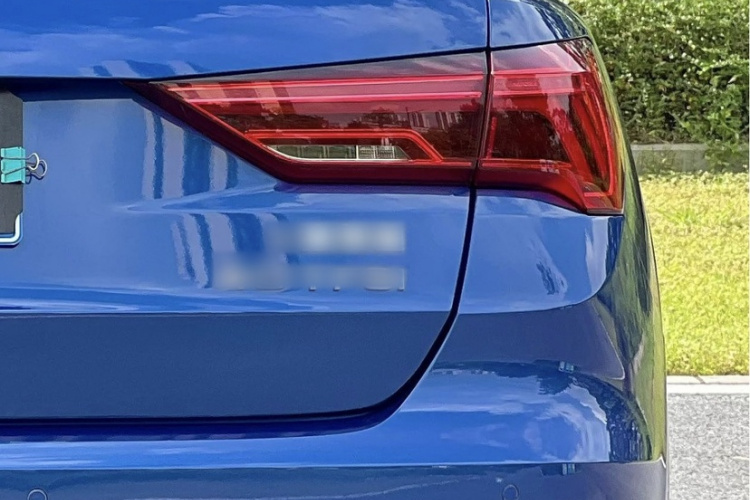 Audi Q3 2019 #8 Audi Q3 2019 car image #8