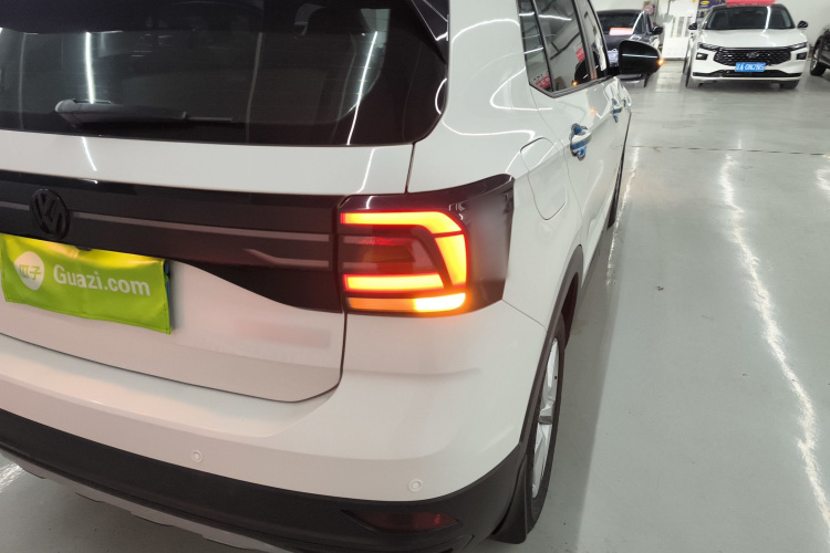 Volkswagen T-Cross 2020 immagine di auto #8