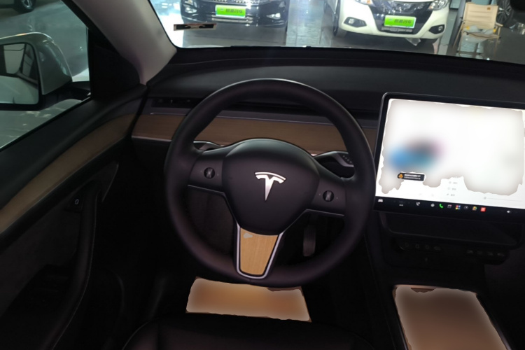 Tesla Model Y 2022 #15 Tesla Model Y 2022 car image #15