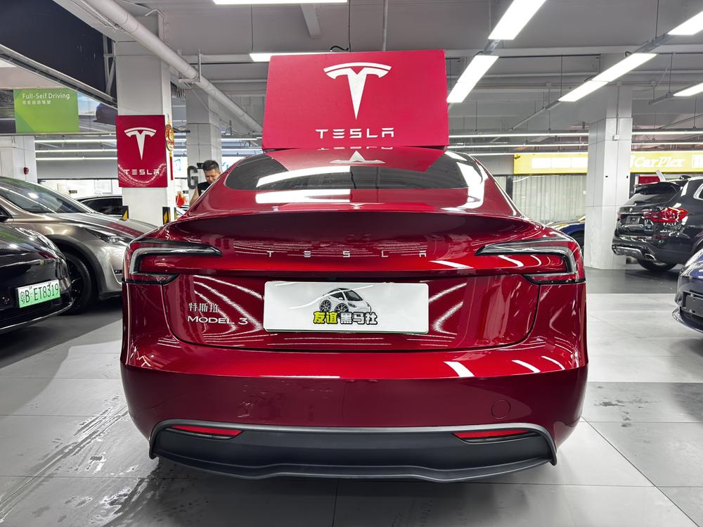 Tesla Model 3 2023 car image #5