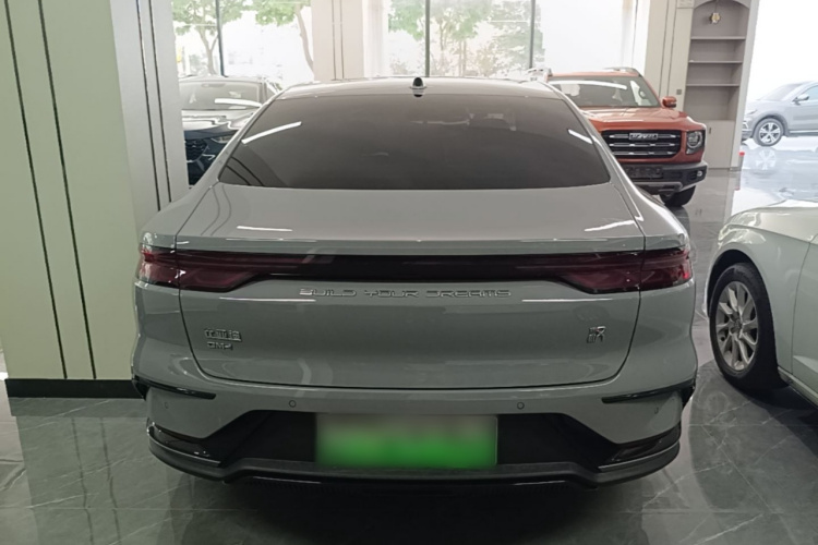 BYD Han 2024 #4 BYD Han 2024 car image #4