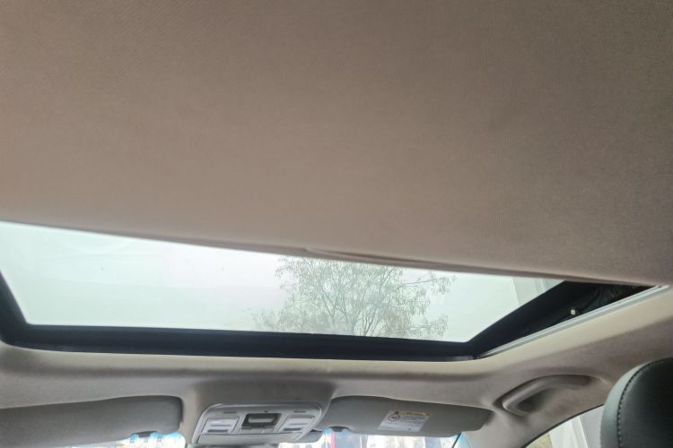 GEELY Emgrand GS 2020 car image #21