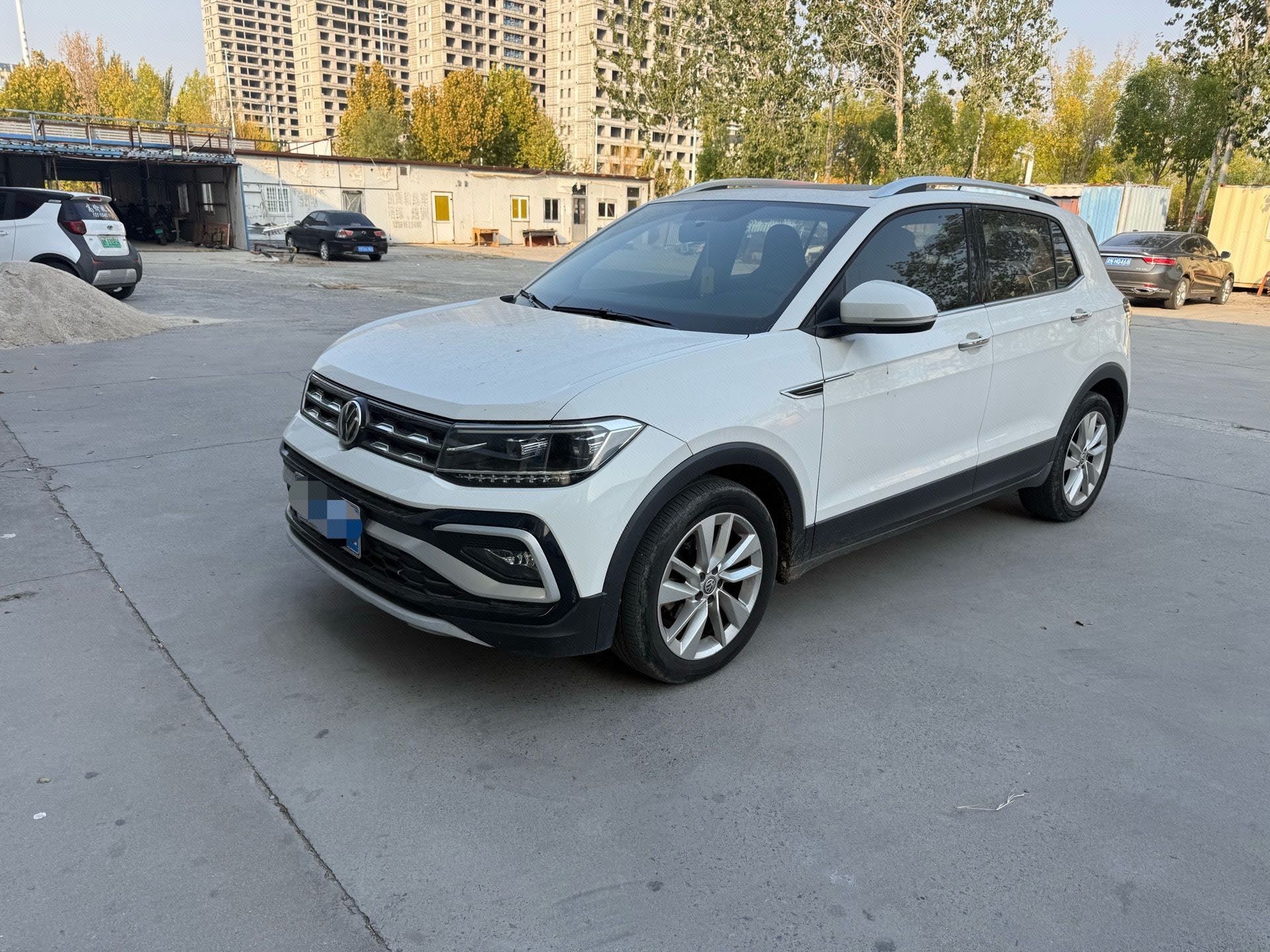 Volkswagen T-Cross 2020 Volkswagen T-Cross 2020 immagine di auto