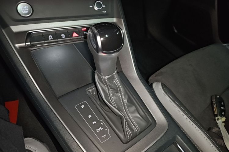 Audi Q3 2019 #14 Audi Q3 2019 imagen de coche #14
