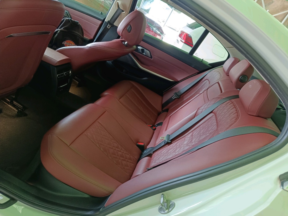 BMW 3 Series 2023 car image #6