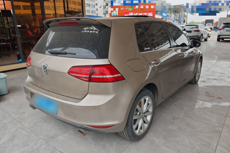 Volkswagen Golf 2015 car image #5