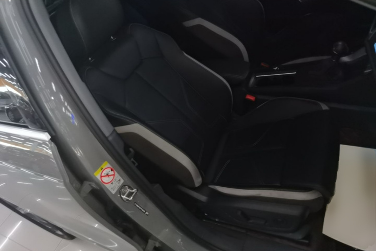 Audi Q3 2024 car image #24