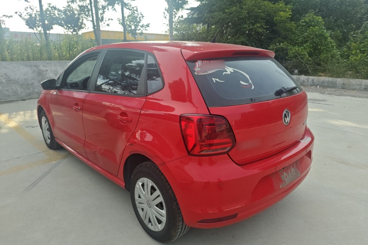 Volkswagen Polo 2015 #5 Volkswagen Polo 2015 car image #5