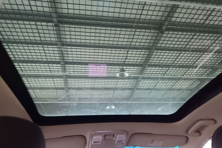 GEELY Emgrand GS 2019 car image #18