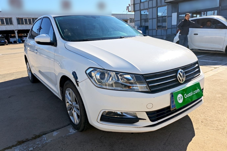Volkswagen Santana 2016 imagen de coche #4