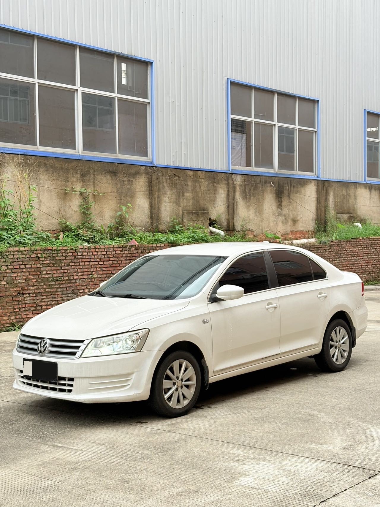 Volkswagen Santana 2014 Volkswagen Santana 2014 car image