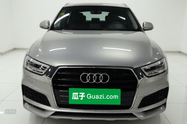 Audi Q3 2019 immagine di auto #3