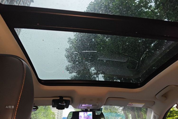 Audi Q3 2018 car image #20