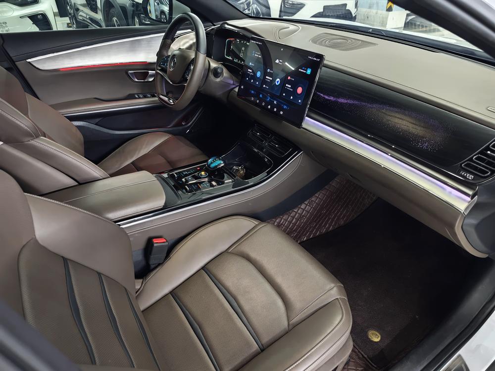 BYD Han 2021 car image #11