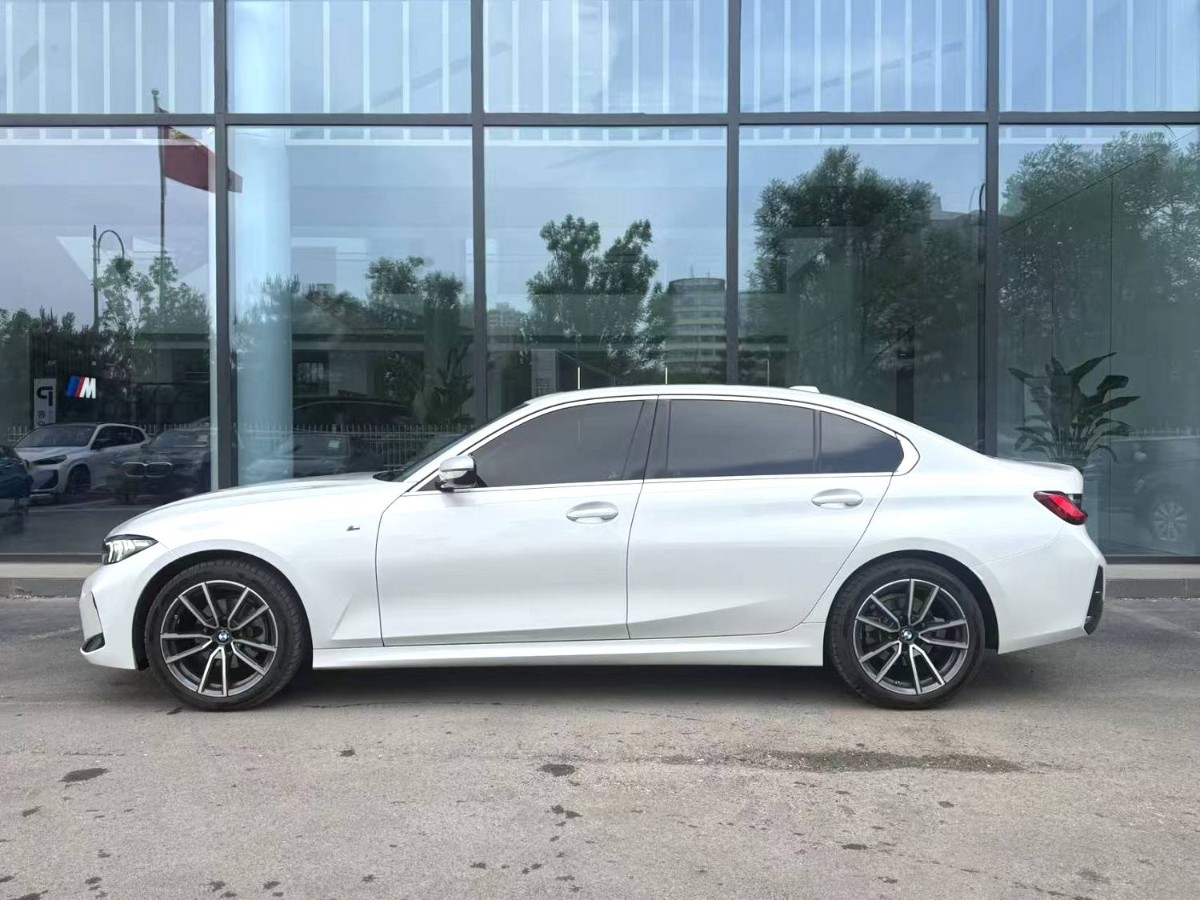 BMW 3 Series 2023 #3 BMW 3 Series 2023 car image #3