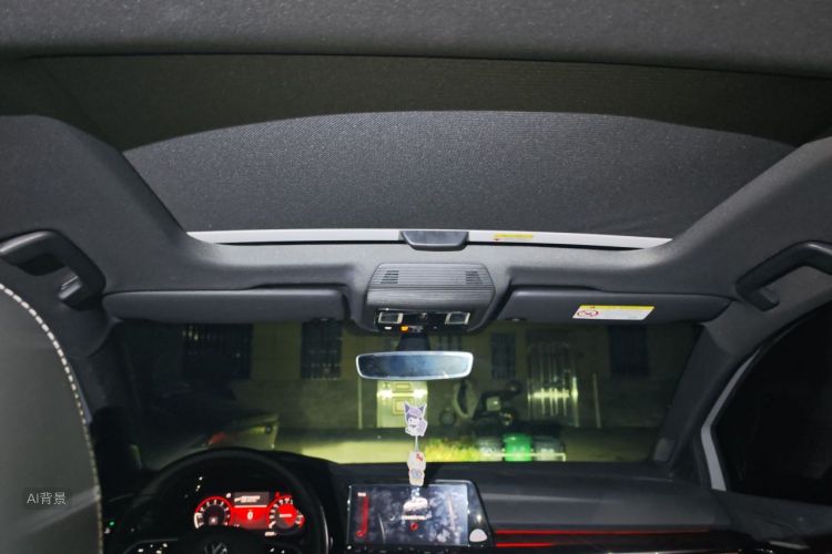 Volkswagen Golf 2024 car image #20