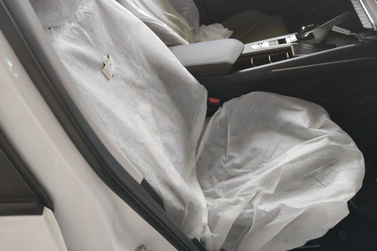 GEELY Binray 2026 #24 GEELY Binray 2026 car image #24