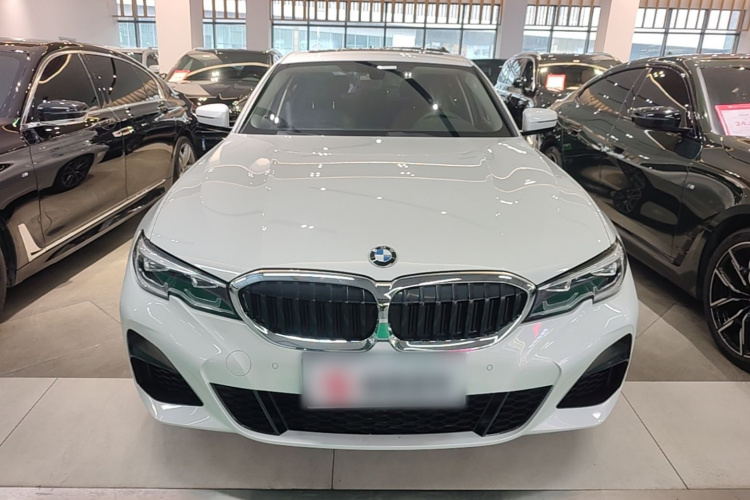 BMW 3 Series 2021 #3 BMW 3 Series 2021 immagine di auto #3