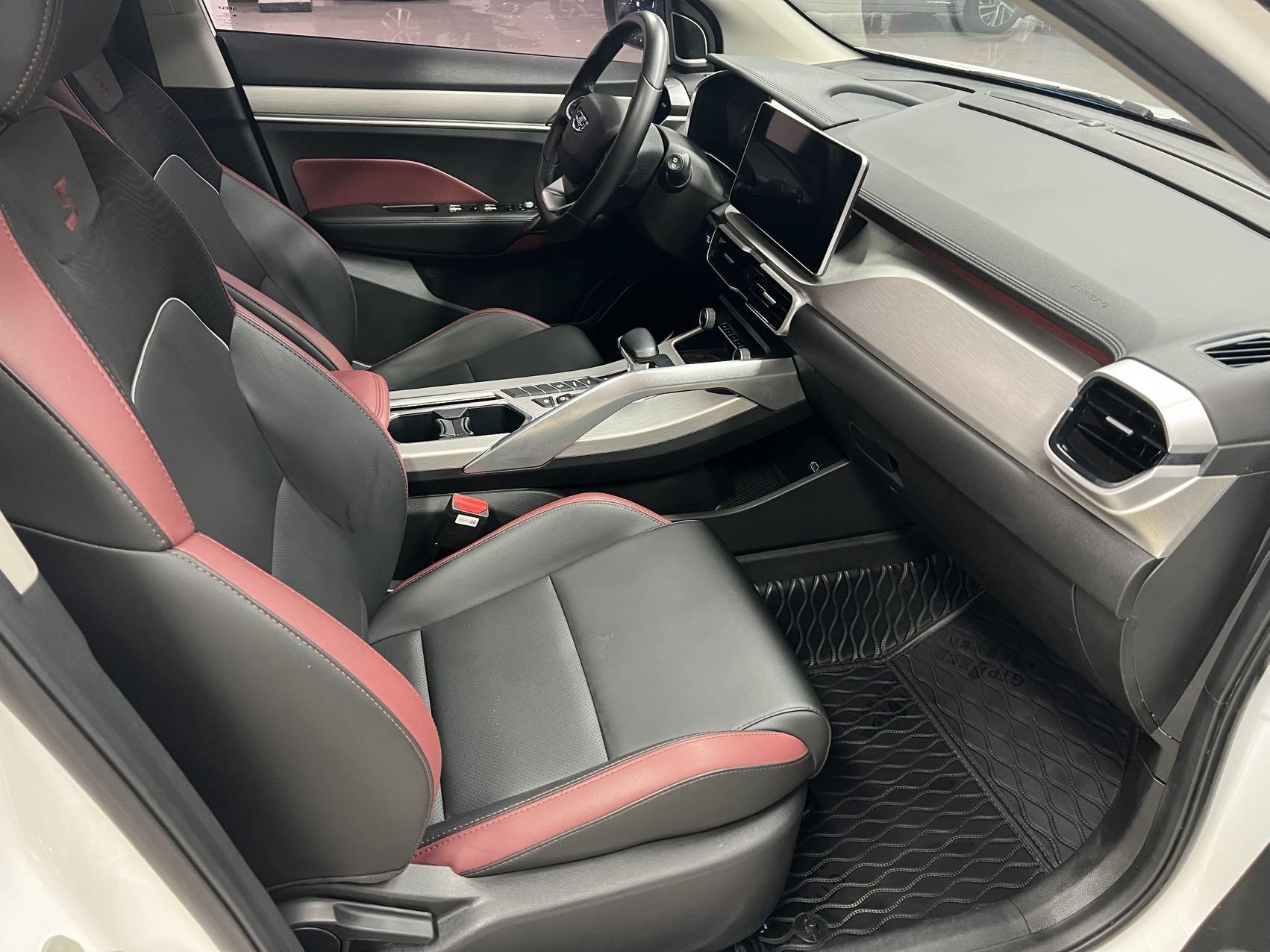 GEELY Coolray 2023 #9 GEELY Coolray 2023 imagen de coche #9