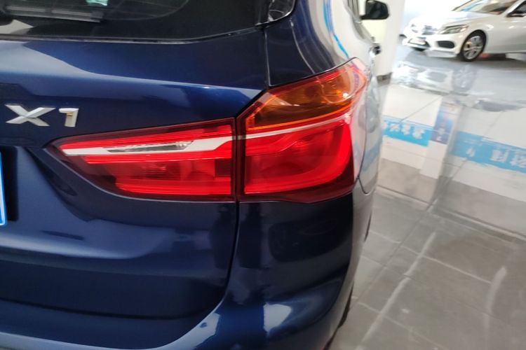 BMW X1 2017 #8 BMW X1 2017 car image #8