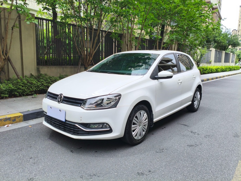 Volkswagen Polo 2017 Volkswagen Polo 2017 car image