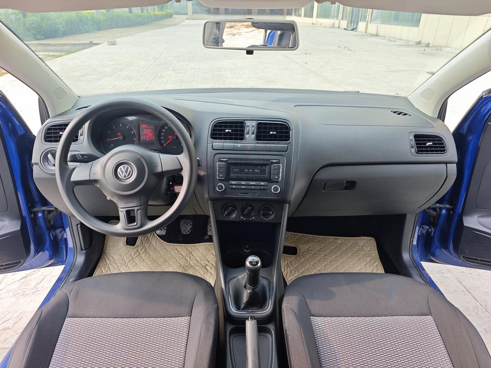 Volkswagen Polo 2013 #9 Volkswagen Polo 2013 car image #9