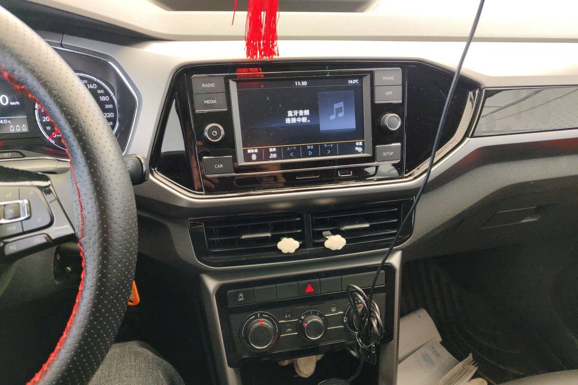 Volkswagen T-Cross 2020 immagine di auto #14