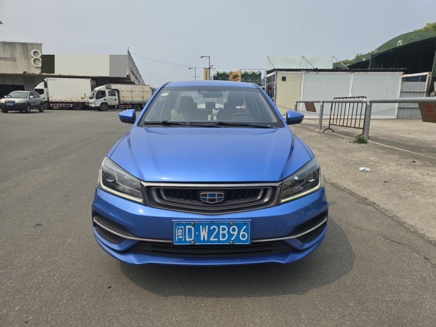 GEELY Emgrand 2018 صورة سيارة #2