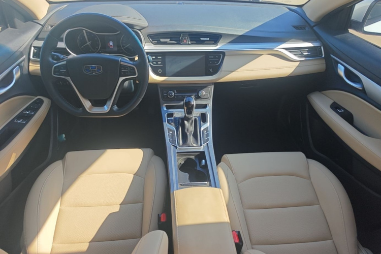 GEELY Emgrand 2018 car image #10