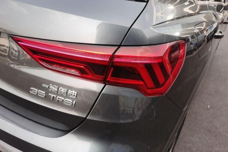 Audi Q3 2020 #8 Audi Q3 2020 car image #8