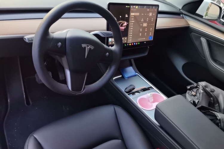 Tesla Model Y 2021 #10 Tesla Model Y 2021 immagine di auto #10