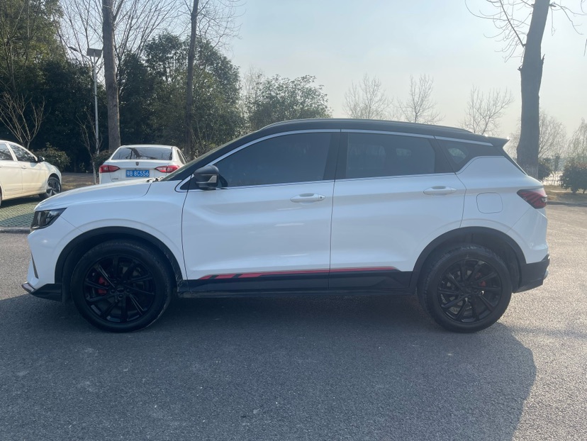 GEELY Coolray 2022 #3 GEELY Coolray 2022 car image #3
