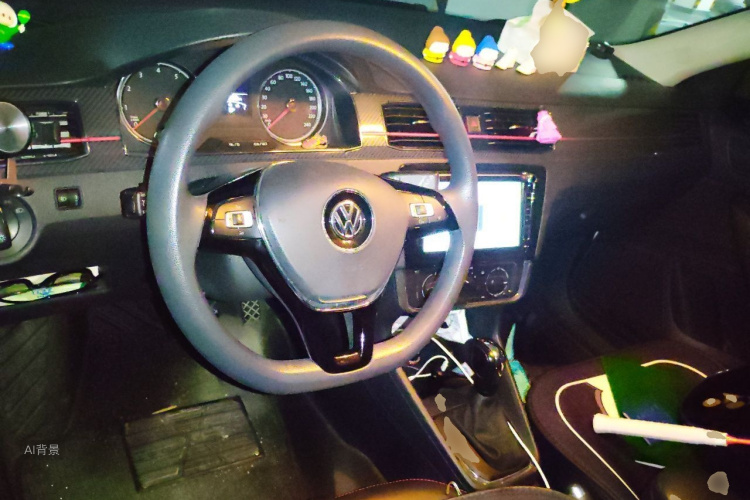 Volkswagen Santana 2018 car image #11