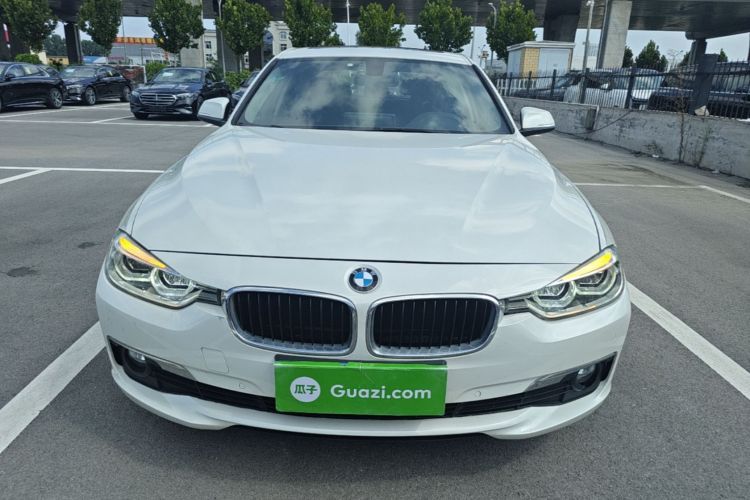 BMW 3 Series 2017 #3 BMW 3 Series 2017 car image #3