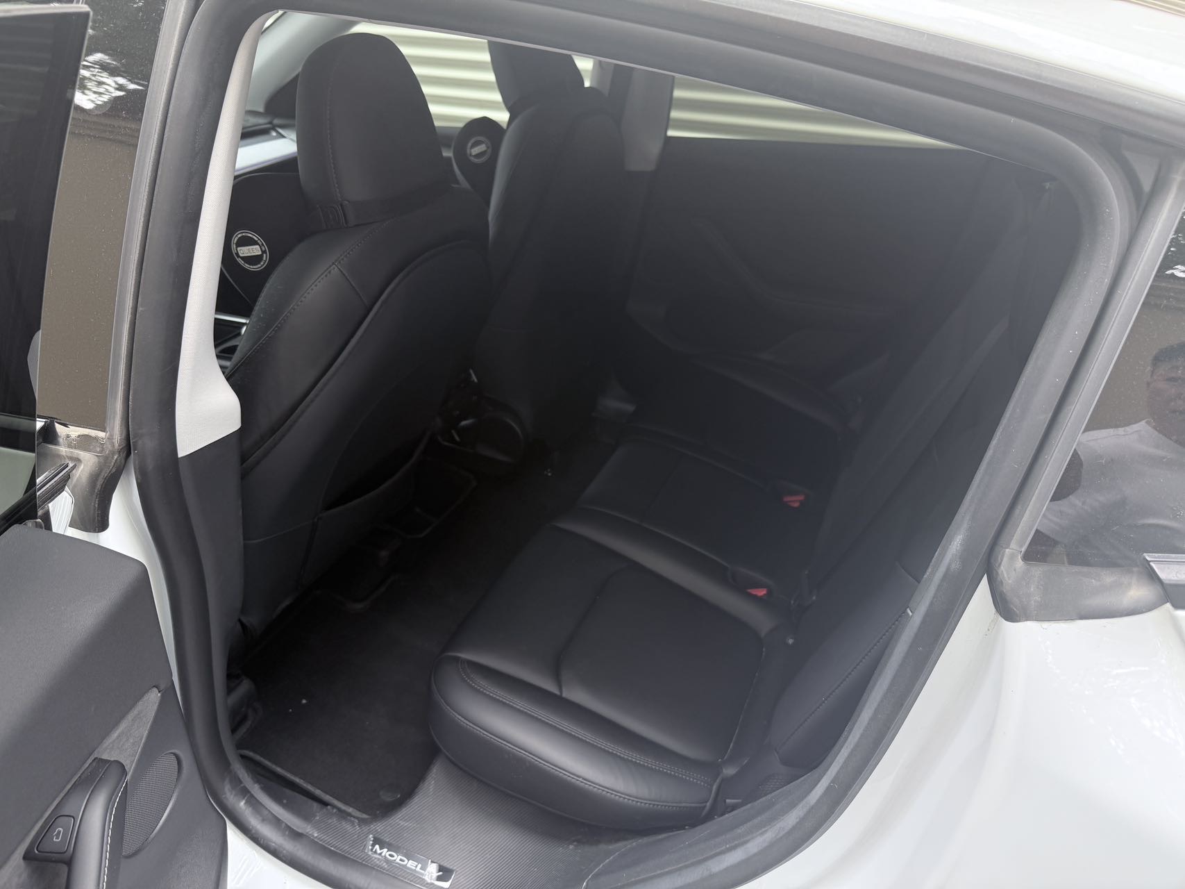 Tesla Model Y 2024 car image #6