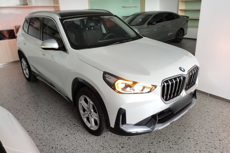 BMW X1 2023 #4 BMW X1 2023 car image #4