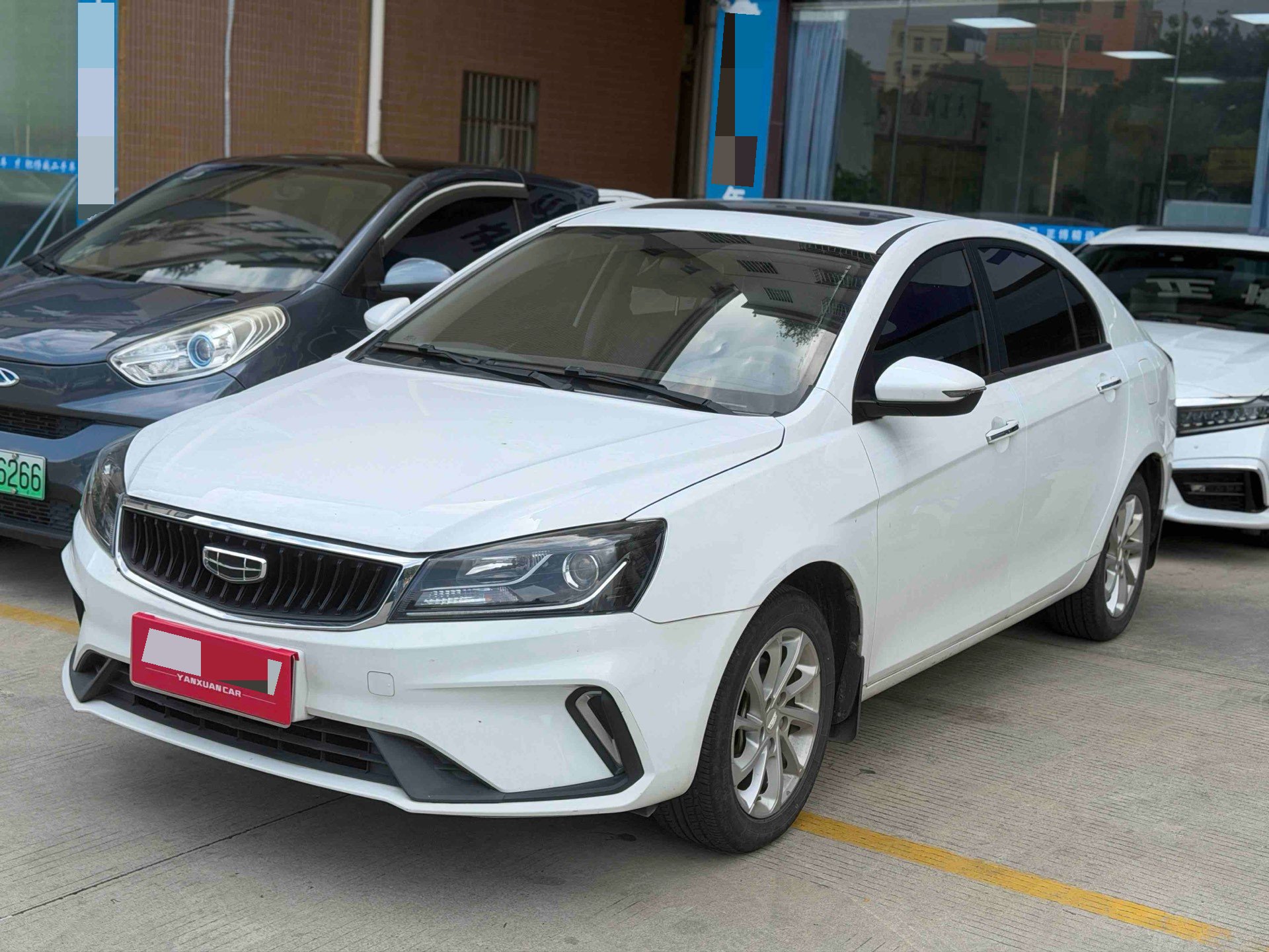 GEELY Emgrand 2021 GEELY Emgrand 2021 immagine di auto
