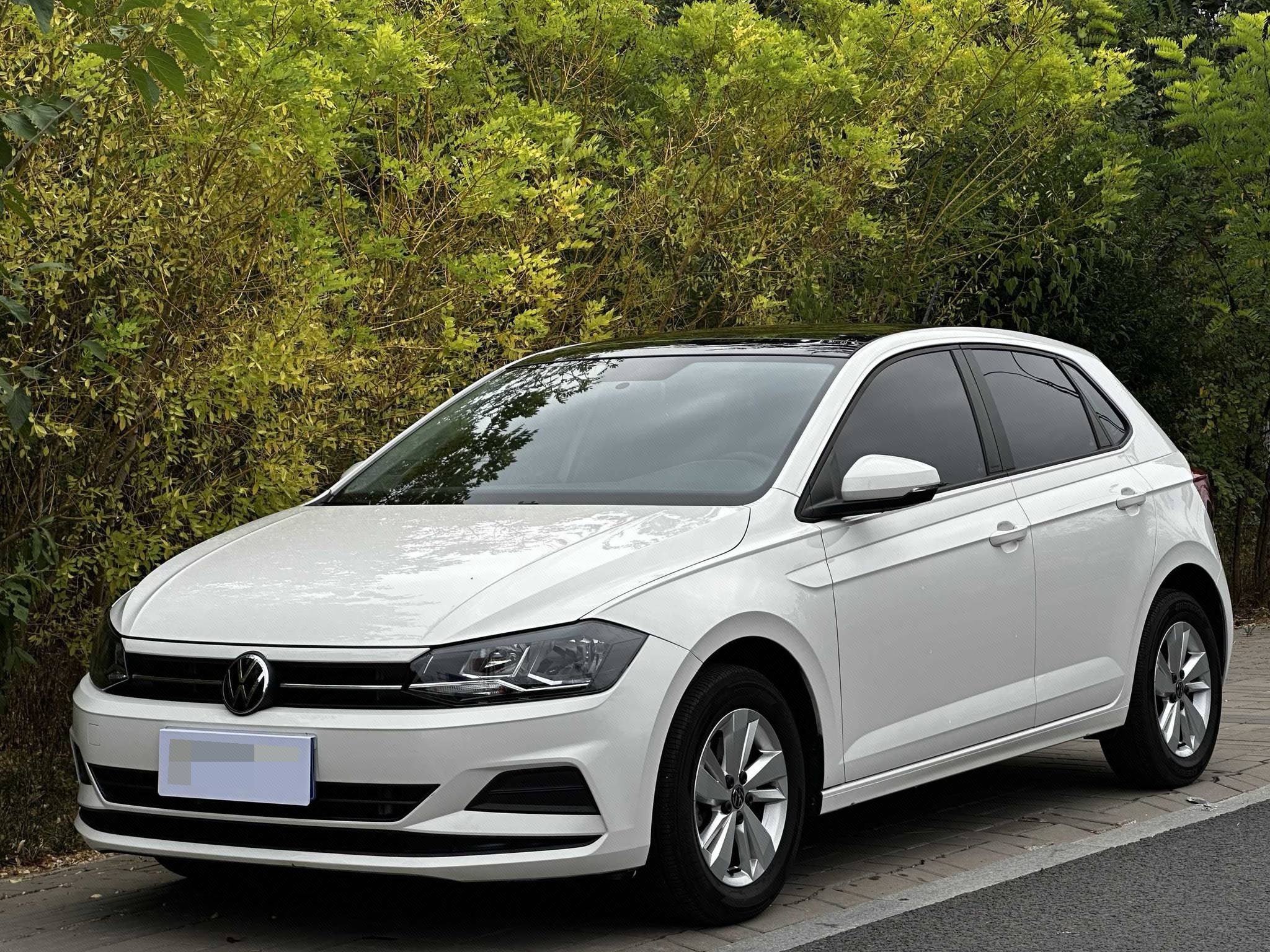 Volkswagen Polo 2022 car image 