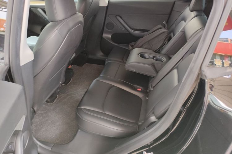 Tesla Model Y 2023 #13 Tesla Model Y 2023 car image #13
