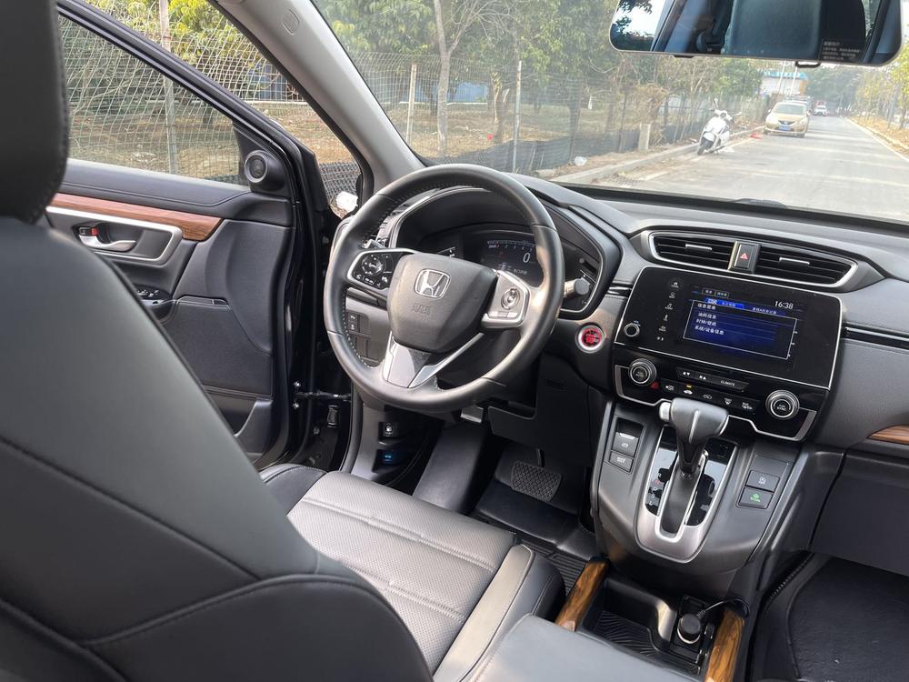 Honda CR-V 2019 car image #12