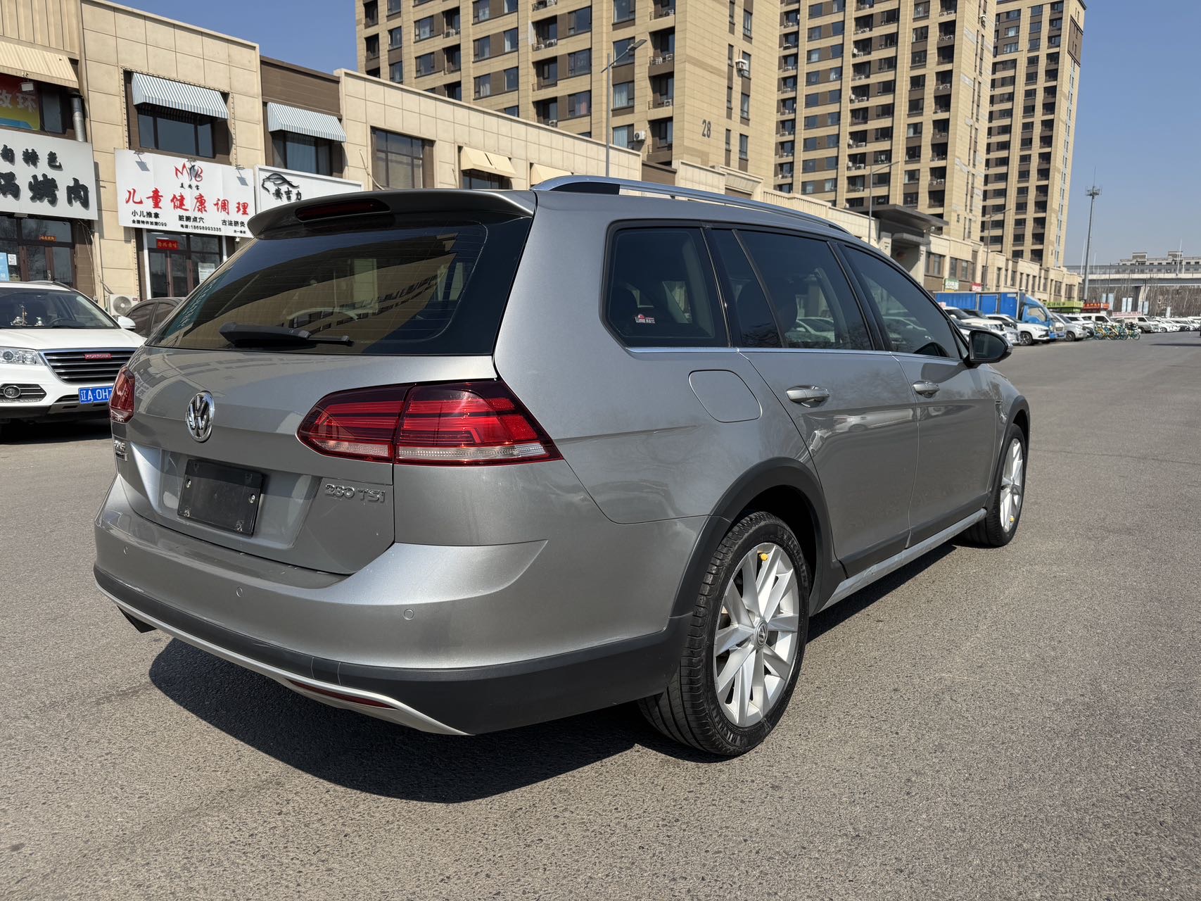 Volkswagen Golf (Imported) 2019 #12 Volkswagen Golf (Imported) 2019 car image #12