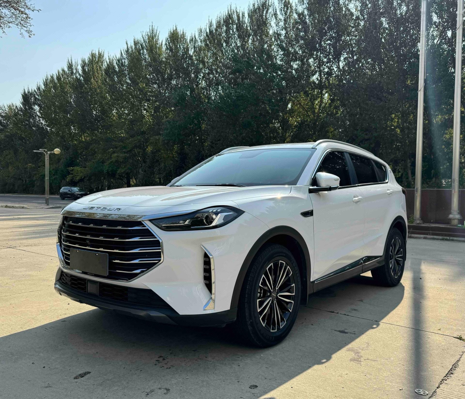 Jetour X70 PLUS 2022 car image 